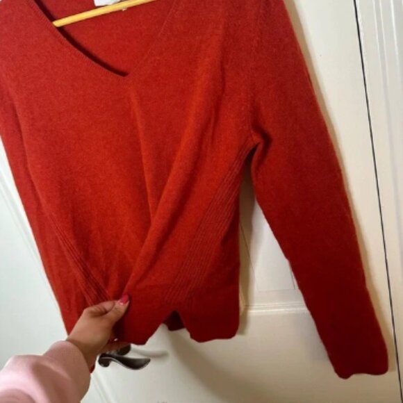 NOT SHY 100% Cashmere V Neck Sweater France Designer Old Money Orange Medium - Picture 2 of 5